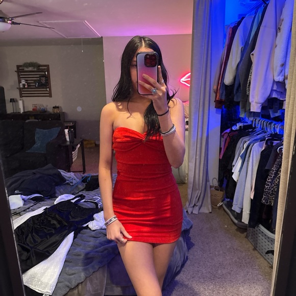 Princess Polly Dresses & Skirts - Princess Polly Scarlet Mini Dress